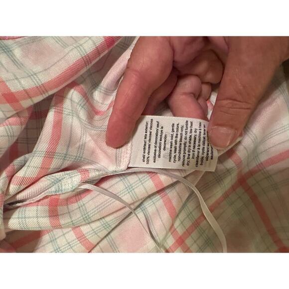 Tommy Hilfiger Women’s Windowpane Plaid Soft Flowy Off the Shoulder Blouse Sz 2X - Picture 8 of 9